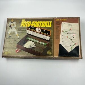 Vintage 1977 Cadaco Pro Foto-Football Original Game of Real Football Strategy